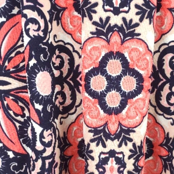 VINCE CAMUTO Dress - Picture 6 of 8